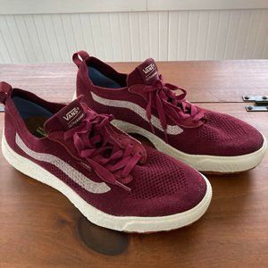 VANS UltraRange VR3 Shoe, sz 11.5, EUC